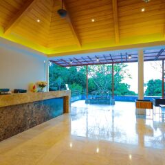 Курортный отель Crystal Wild Panwa Phuket интерьер отеля