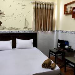 Отель Ba Dat Homestay Q6 комната для гостей фото 4