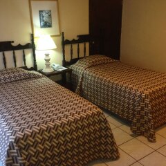 Gran Hotel Paris in La Ceiba, Honduras from 80$, photos, reviews - zenhotels.com guestroom photo 4