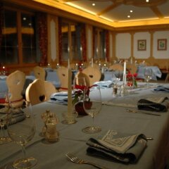 Отель Restaurant Corvatsch Швейцария, Санкт-Мориц - отзывы, цены и фото номеров - забронировать отель Restaurant Corvatsch онлайн помещение для мероприятий фото 2