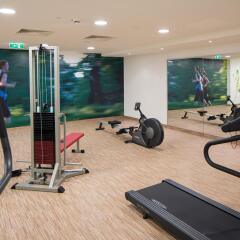 Austria Trend Hotel Doppio фитнесс-зал