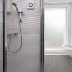 Отель 2 Bedroom House in Primrose Hill Великобритания, Лондон - отзывы, цены и фото номеров - забронировать отель 2 Bedroom House in Primrose Hill онлайн ванная
