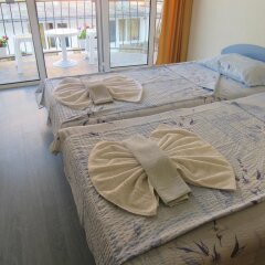 Family Hotel Bohemi Равда комната для гостей фото 2