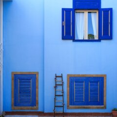 Отель Borgo Marino Aparthotel Сиракуза сейф в номере