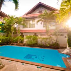 Ao-Nang Sunset Hotel бассейн