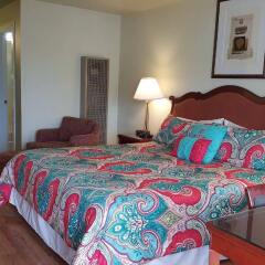 Отель Coast Inn and Spa Fort Bragg комната для гостей фото 5