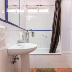 Отель Hostal Jentoft ванная