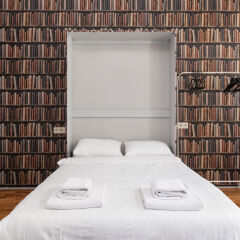 Отель Chiconomy Suites развлечения