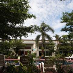 Отель Phuket Garden Home