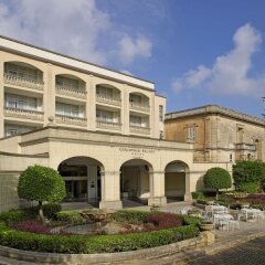 Corinthia Palace Hotel & Spa Malta парковка