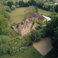 Howfield Manor Hotel спортивное сооружение