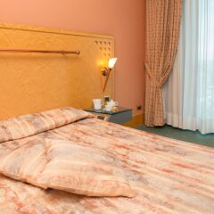 Отель SHG Hotel Antonella Италия, Помеция - 1 отзыв об отеле, цены и фото номеров - забронировать отель SHG Hotel Antonella онлайн удобства в номере