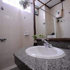 Royal Asia Lodge Hotel Bangkok ванная