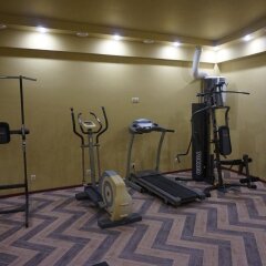 Лазурь Бич Отель фитнесс-зал