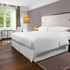 Отель Sheraton Grand Salzburg Зальцбург комната для гостей фото 3