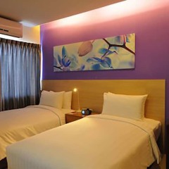 Отель Glow Central Pattaya Паттайя комната для гостей фото 9