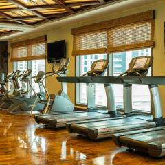 Отель Sofitel Dubai Jumeirah Beach фитнесс-зал фото 2