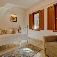 Отель Alaçati Kapari Otel - Special Class Чешме комната для гостей