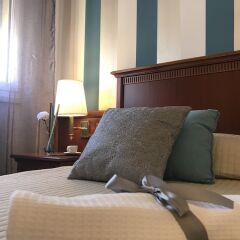 Отель Palazzo Azzarita By Holiplanet Италия, Болонья - отзывы, цены и фото номеров - забронировать отель Palazzo Azzarita By Holiplanet онлайн комната для гостей фото 2