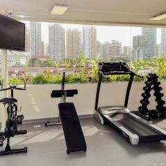 Отель RedDoorz near Tiong Bahru Road фитнесс-зал фото 2