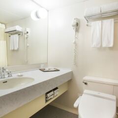 Отель Pacific Islands Club Guam ванная