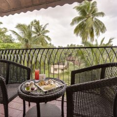 Отель Novotel Goa Resort & Spa Hotel Индия, Кандолим - отзывы, цены и фото номеров - забронировать отель Novotel Goa Resort & Spa Hotel онлайн балкон