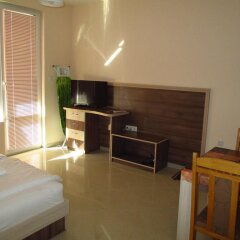 Отель Alex Apartments Болгария, Поморие - отзывы, цены и фото номеров - забронировать отель Alex Apartments онлайн комната для гостей фото 5