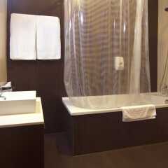 Отель Baluarte Citadino Coxos Beach Lodge ванная фото 2