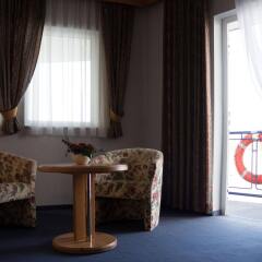 Отель Aquamarina Hotel Венгрия, Будапешт - 2 отзыва об отеле, цены и фото номеров - забронировать отель Aquamarina Hotel онлайн комната для гостей фото 4