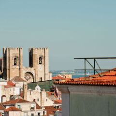 Апартаменты Chiado Apartments Лиссабон приотельная территория фото 2