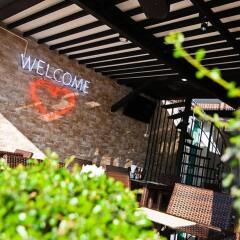 Отель The Beach Front Resort Pattaya фото 4