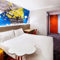 ibis Styles Manchester Portland Hotel (Newly refurbished) 3* Номер категории Эконом с различными типами кроватей