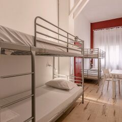 Отель Queen Hostel Италия, Милан - 1 отзыв об отеле, цены и фото номеров - забронировать отель Queen Hostel онлайн комната для гостей фото 3