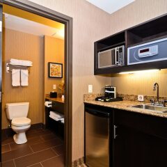 Отель Best Western Premier Freeport Inn Calgary Airport Канада, Калгари - отзывы, цены и фото номеров - забронировать отель Best Western Premier Freeport Inn Calgary Airport онлайн в номере