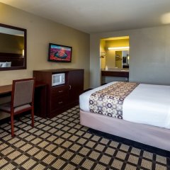 Отель Travelers Inn США, Финикс - отзывы, цены и фото номеров - забронировать отель Travelers Inn онлайн удобства в номере