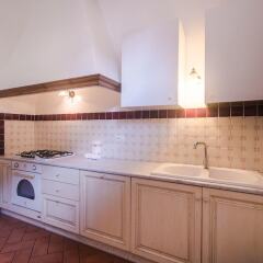 Отель Lovely 4BD Apt 3min Walk to Ponte Vecchio в номере