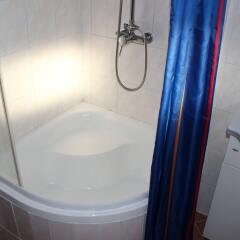 Отель Pension Lukas Guest House ванная