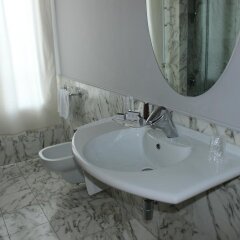 Vittoria Parc Hotel Бари ванная фото 2