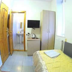 Гостиница Гостевой Дом Эрсико в Анапе отзывы, цены и фото номеров - забронировать гостиницу Гостевой Дом Эрсико онлайн Анапа удобства в номере фото 2