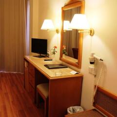 Venus Beach Hotel удобства в номере