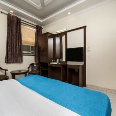 Paharganj Hotel near Railway Station удобства в номере фото 2