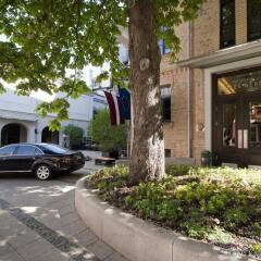 Hotel Bergs – Small Luxury Hotels of the World парковка