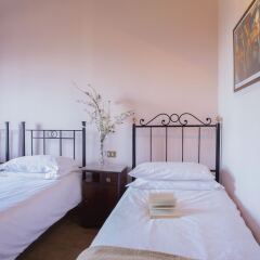Отель Elegant Farmhouse in Campriano With Swimming Pool Ареццо фото 21