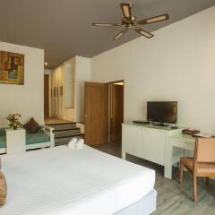 Отель Aonang Cliff Beach Resort удобства в номере