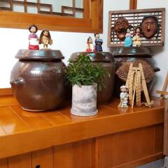 Отель Hue Hanok Guesthouse Южная Корея, Сеул - отзывы, цены и фото номеров - забронировать отель Hue Hanok Guesthouse онлайн питание