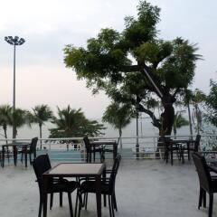 Отель Nautical Inn питание