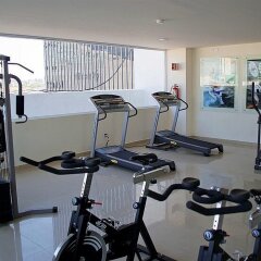 Отель Wyndham Garden Guadalajara Acueducto фитнесс-зал фото 3