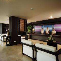 Отель Anyavee Tubkaek Beach Resort интерьер отеля
