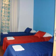 Отель Lisbon Happy Hostel by Sweethome Hospedagem Португалия, Лиссабон - отзывы, цены и фото номеров - забронировать отель Lisbon Happy Hostel by Sweethome Hospedagem онлайн комната для гостей фото 3