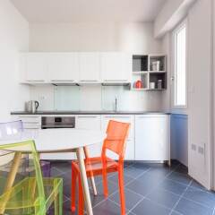 Отель Downtown Apt Quiet with Terrace and Lift в номере фото 2